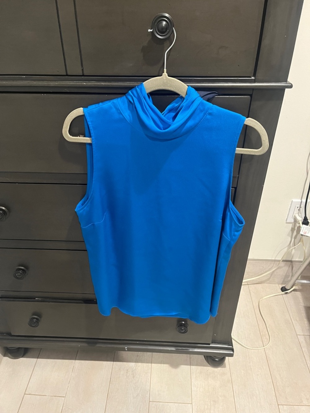 Vince Camuto Sleeveless Mock Neck Camisole in Royal Blue